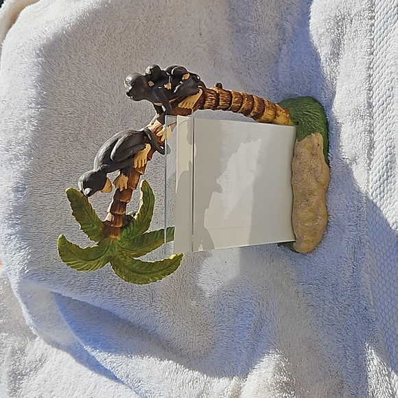 Sonoma life and style monkey picture frame - Picture 2 of 4